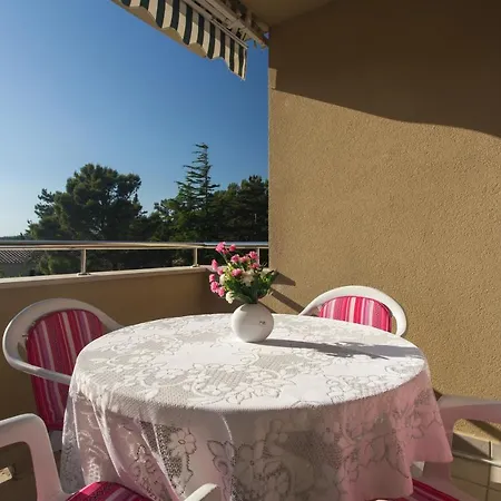 Apartment With A Parking Space Punat, Krk - 15094 Punat