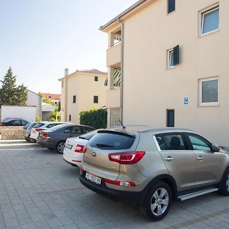 With A Parking Space Punat, Krk - 15094 * פונאנט